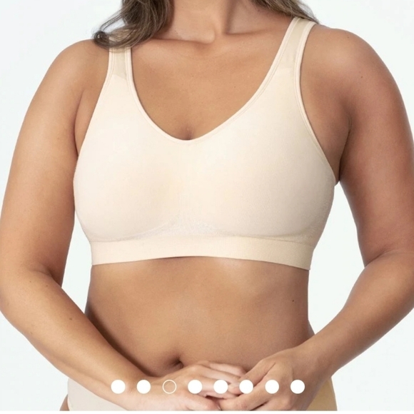 TRUEKIND Other - 𝅺truekind® Daily Comfort Wireless Shaper Bra